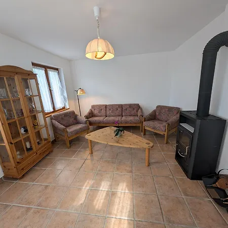 Chill Out Nyaralohaz Tatil Evi *